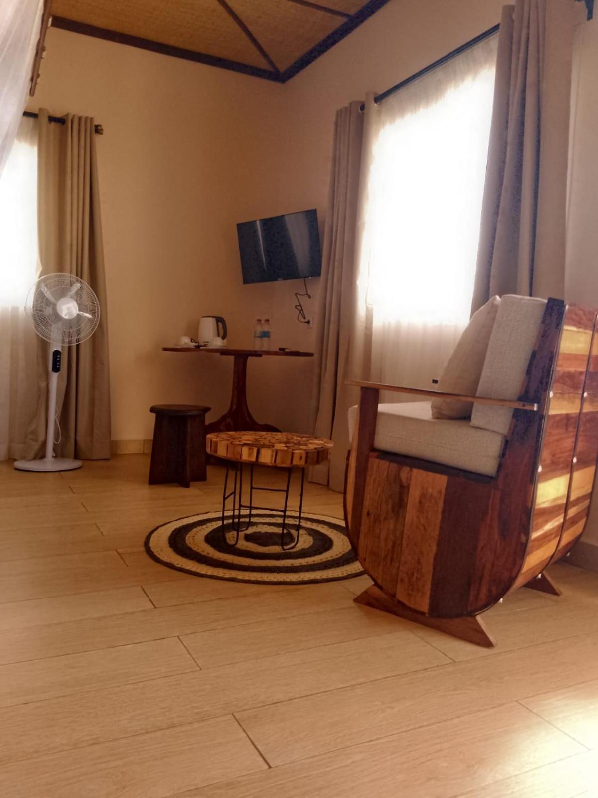 Bira Hotel Antsirabe Luaran gambar